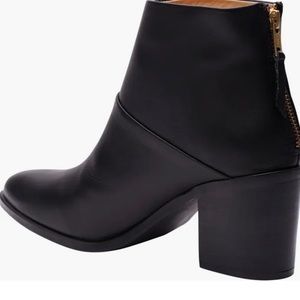 Nisolo Dari Commuter Boot in Black - Practically Brand New!